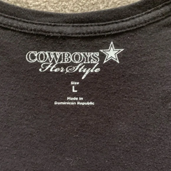 Dallas Cowboys Black Short Sleeve V-neck Tee Shirt - Picture 5 of 5